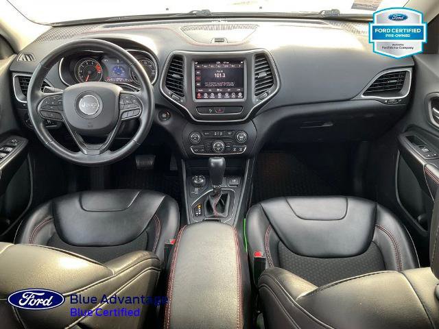 Used 2019 Jeep Cherokee Trailhawk w/ Cold Weather Group image 11