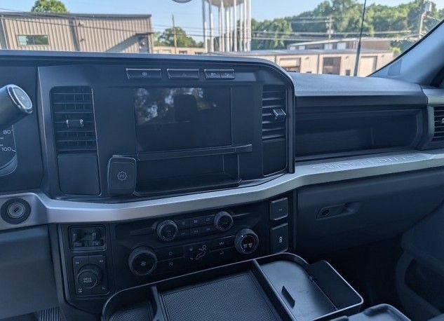 Certified 2024 Ford F250 XL w/ FX4 Off-Road Package AWD/4WD image 6