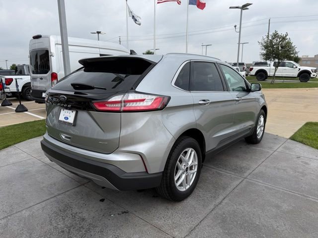 Certified 2024 Ford Edge SEL AWD/4WD image 6