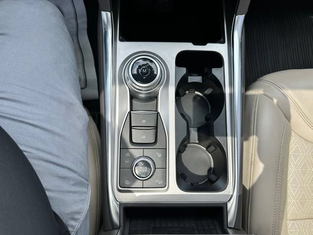 Certified 2021 Ford Explorer Platinum w/ Equipment Group 601A AWD/4WD image 83