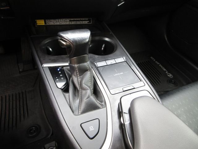 Used 2022 Lexus UX 200 w/ Accessory Package (Z1) image 21