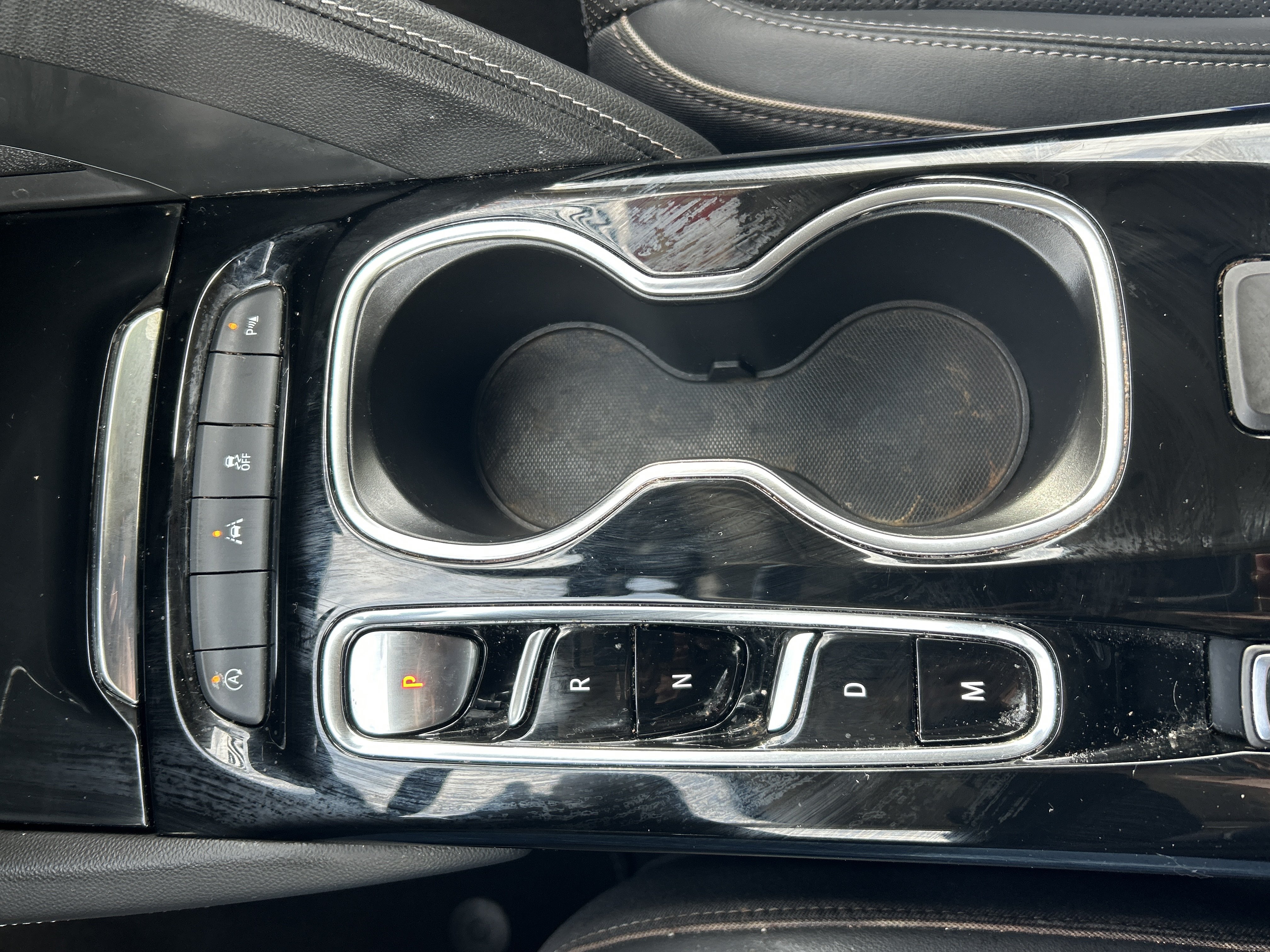 Used 2023 Buick Envision Essence FWD image 19