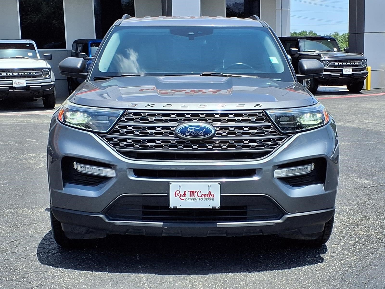 Certified 2021 Ford Explorer XLT w/ Equipment Group 202A RWD image 2