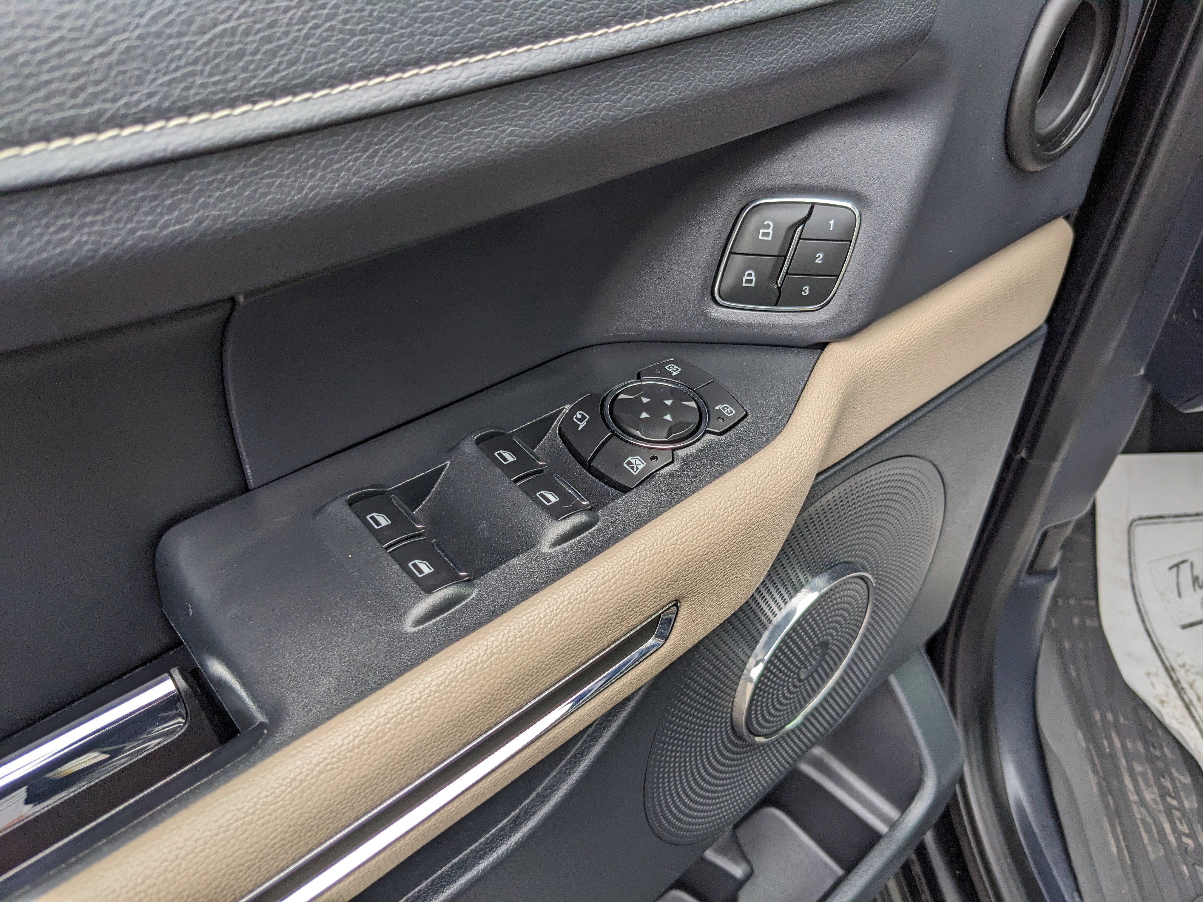 Certified 2022 Ford Expedition XLT image 22