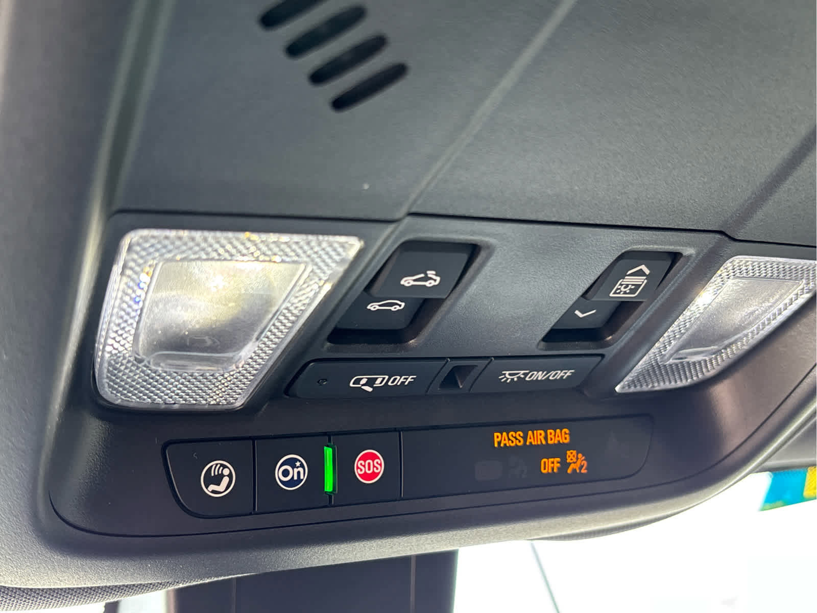 Used 2023 Chevrolet Equinox RS w/ RS Leather Package image 26