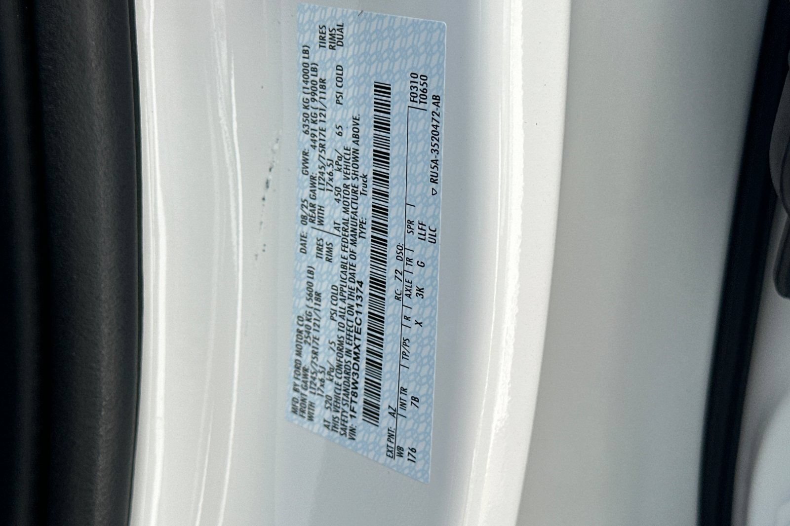 Certified 2026 Ford F350 Platinum AWD/4WD image 32