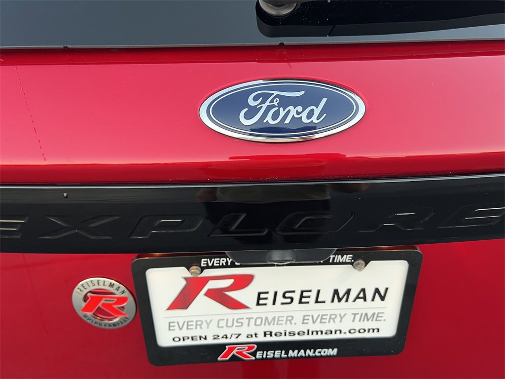 Certified 2021 Ford Explorer ST w/ Equipment Group 401A image 9
