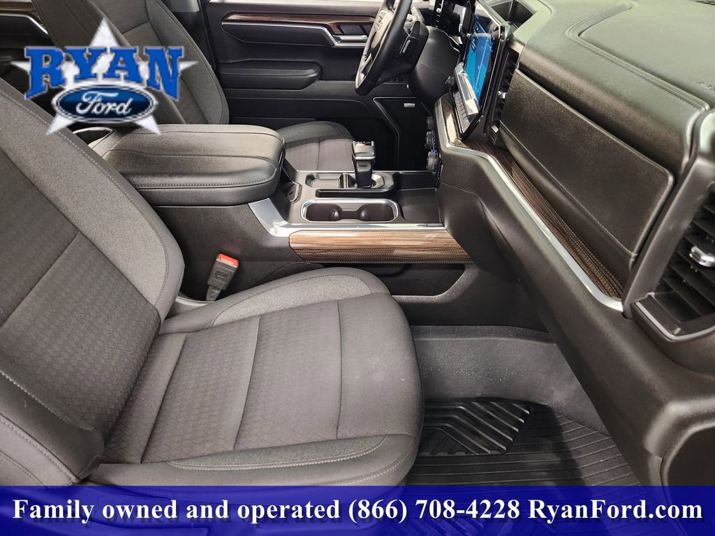 Used 2025 Chevrolet Silverado 1500 RST image 10