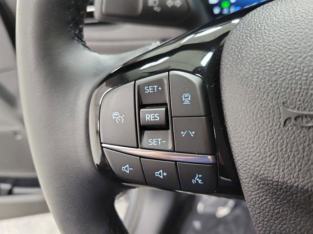 Certified 2025 Ford Escape Platinum image 22