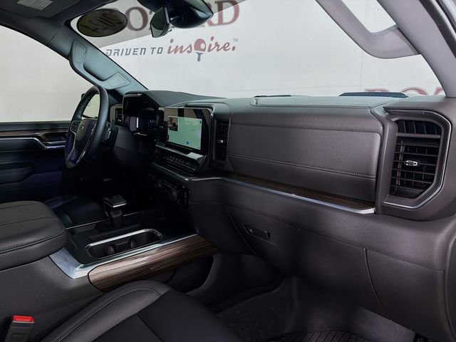 Used 2024 Chevrolet Silverado 1500 LT Trail Boss w/ Convenience Package II image 35