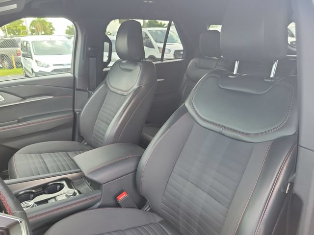 Certified 2025 Ford Explorer ST-Line RWD image 22