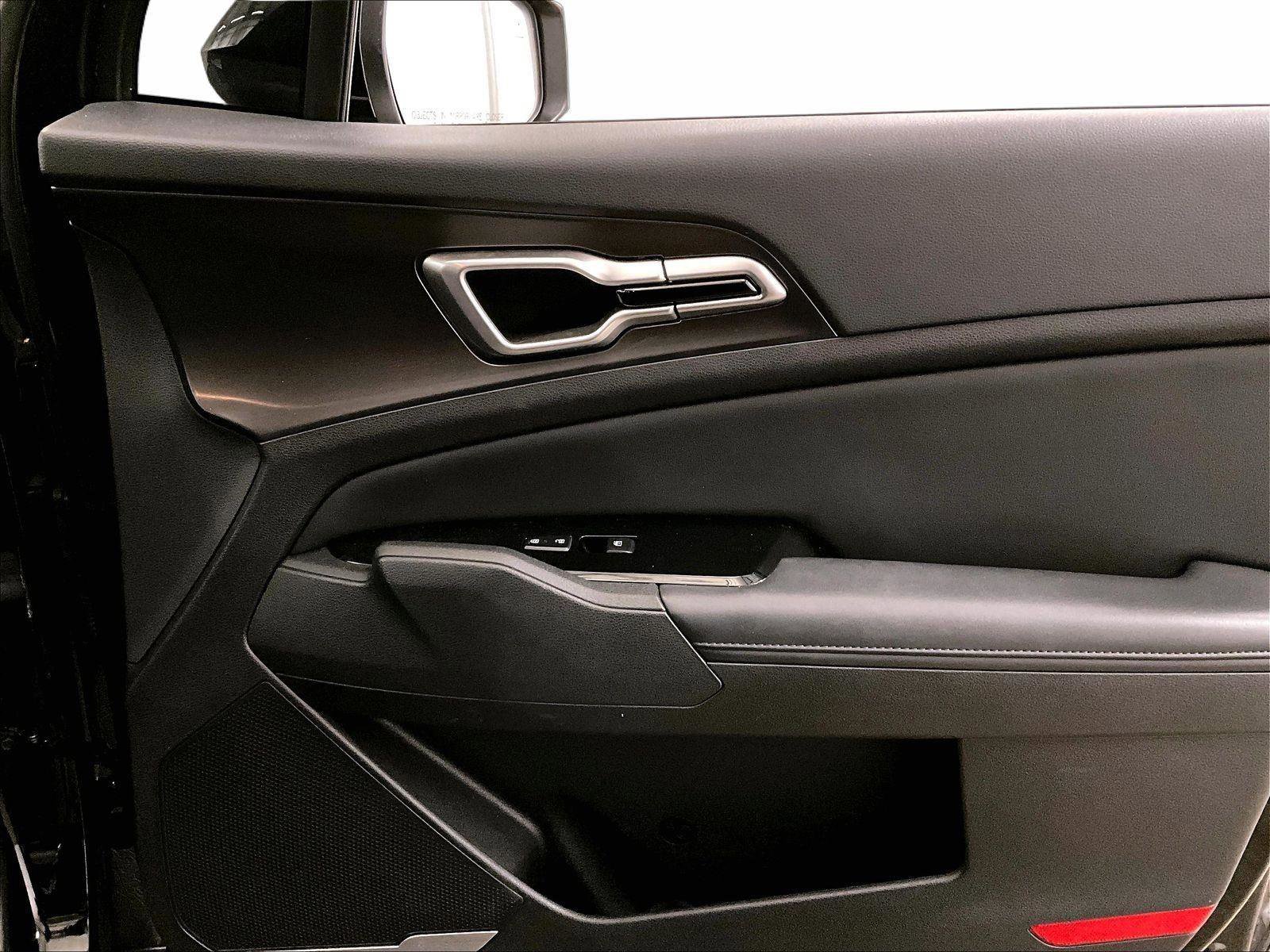 Used 2023 Kia Sportage EX image 23