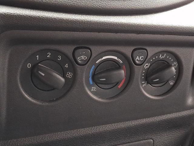 Certified 2018 Ford Transit 150 XL RWD image 15