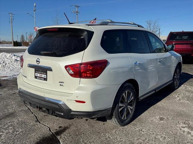 Used 2018 Nissan Pathfinder SL image 4