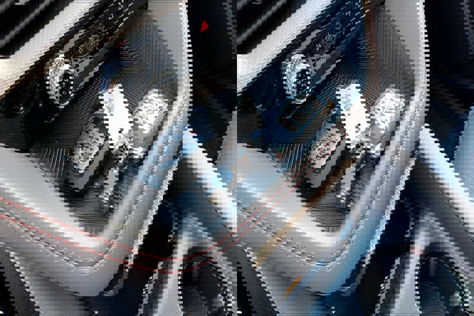 Certified 2025 Ford Explorer Active image 14