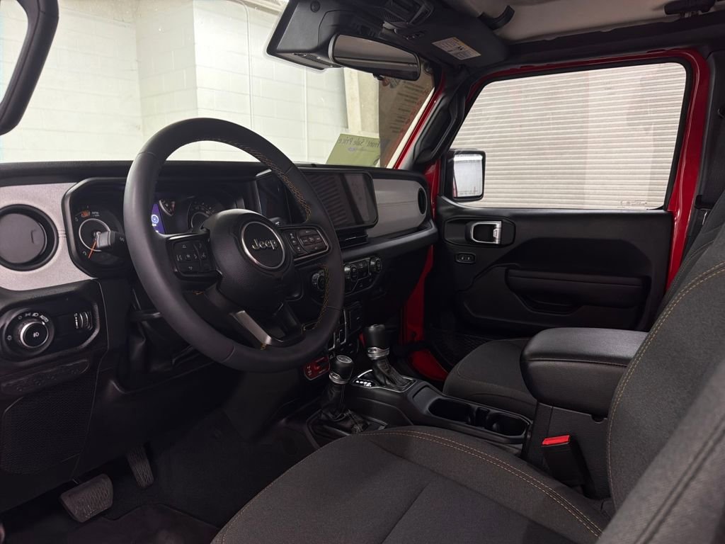 Used 2024 Jeep Wrangler Willys image 11