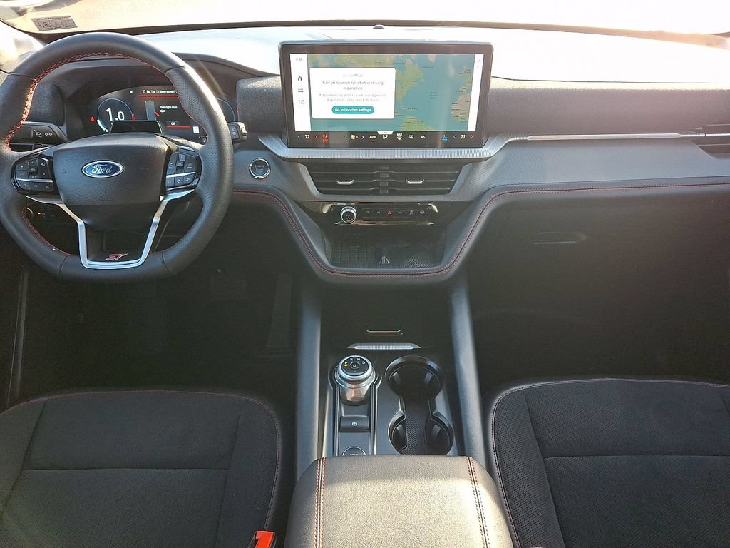 Certified 2025 Ford Explorer ST AWD/4WD image 15