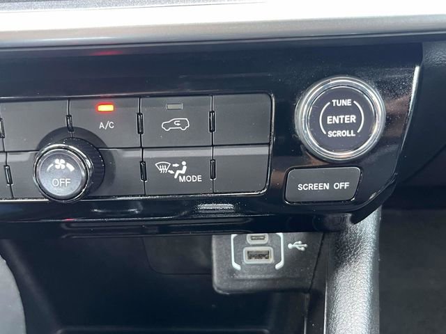 Used 2024 Jeep Compass Latitude AWD/4WD image 26