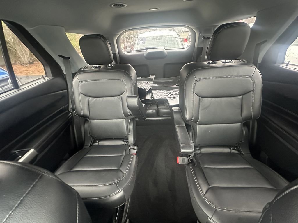 Certified 2022 Ford Explorer Limited w/ Limited Technology Package AWD/4WD image 20