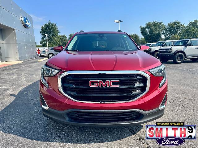 Used 2020 GMC Terrain SLE w/ Driver Convenience Package FWD image 2