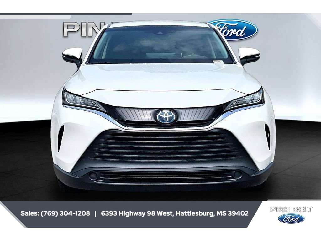 Used 2021 Toyota Venza LE AWD/4WD image 3