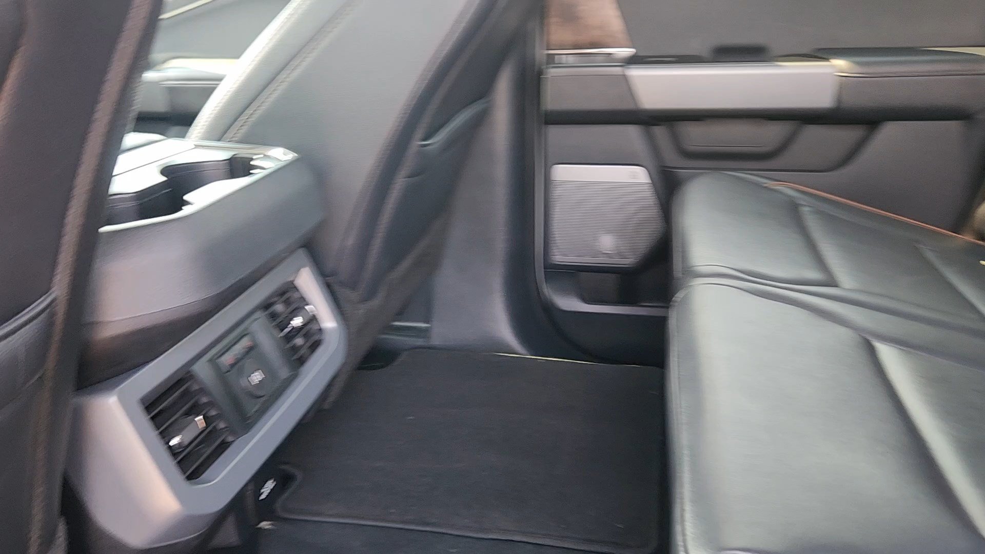 Certified 2025 Ford F250 Lariat AWD/4WD image 33