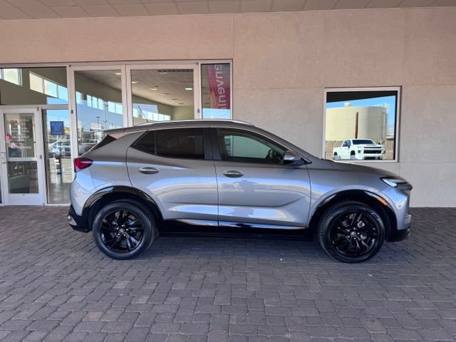 Used 2024 Buick Encore GX Sport Touring FWD image 6