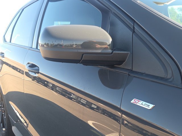 Certified 2021 Ford Edge ST-Line FWD image 5