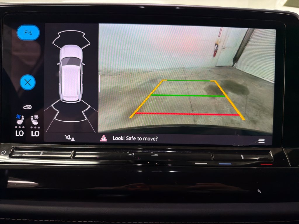 Used 2025 Volkswagen Atlas SE FWD image 27