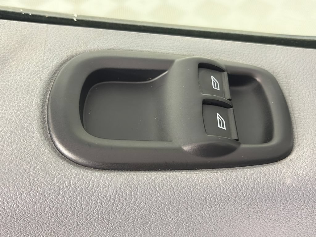 Certified 2018 Ford Transit 350 148 Low Roof RWD image 19