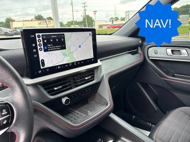 Certified 2025 Ford Explorer ST-Line w/ Premium Package RWD image 17