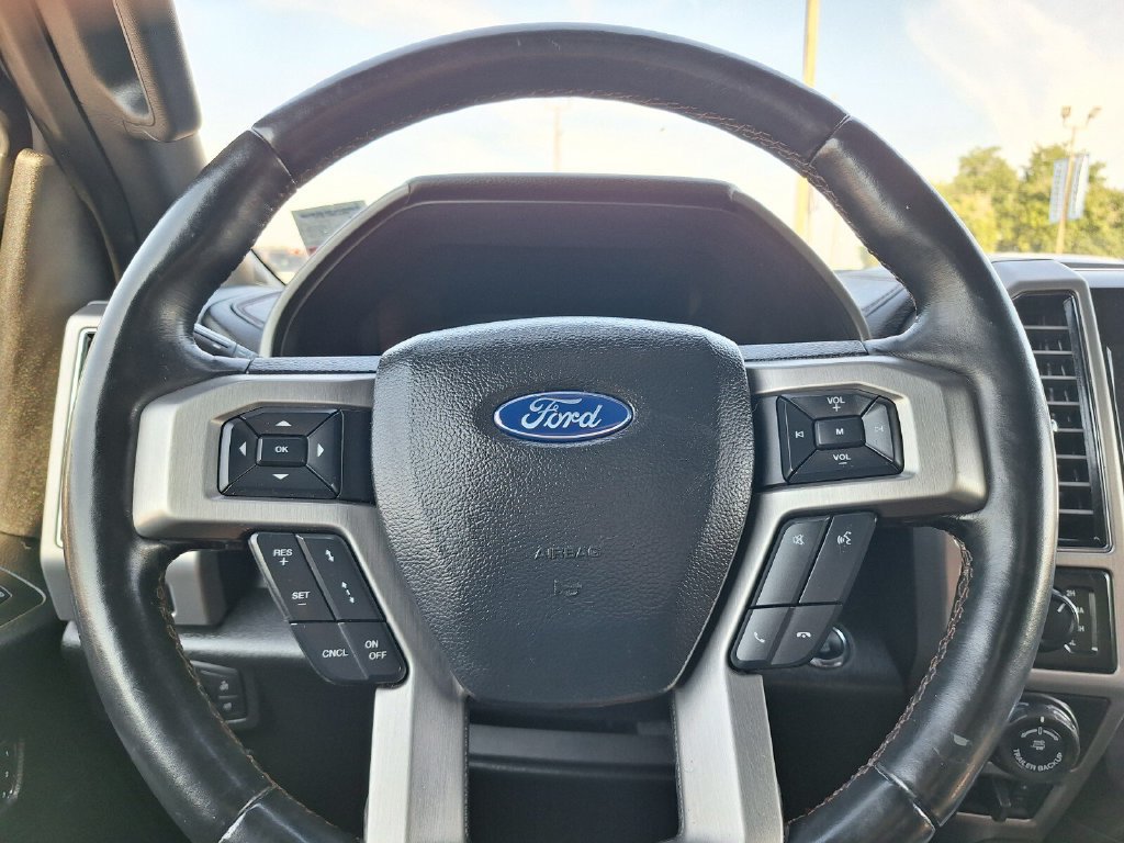 Certified 2020 Ford F150 Platinum w/ Equipment Group 701A Luxury AWD/4WD image 21