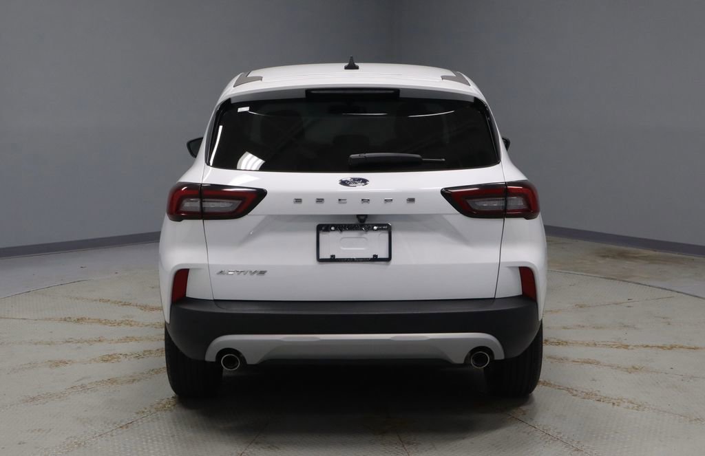 Certified 2023 Ford Escape Active FWD image 9