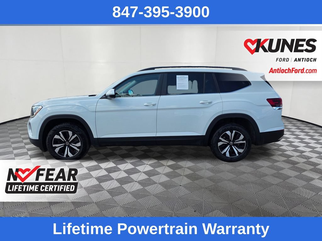 Used 2024 Volkswagen Atlas SE AWD/4WD image 4