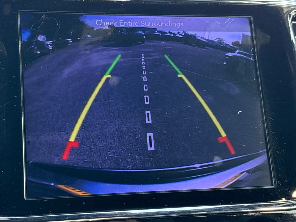 Used 2019 Jeep Grand Cherokee Limited w/ Luxury Group II image 23