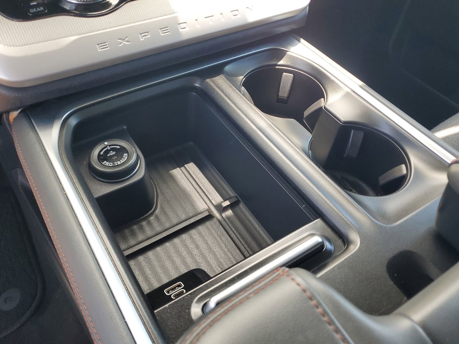 Certified 2025 Ford Expedition Active RWD image 29