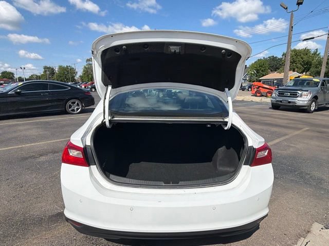 Used 2024 Chevrolet Malibu LT FWD image 9