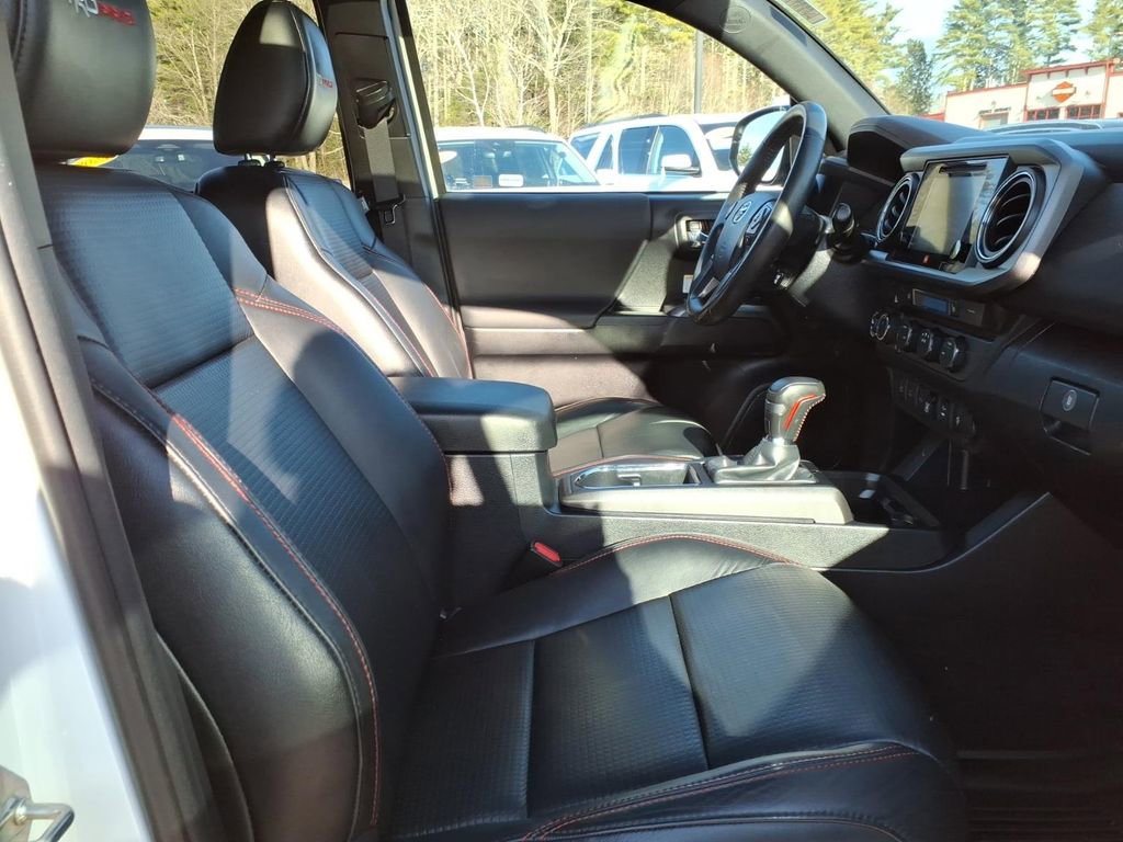 Used 2019 Toyota Tacoma TRD Pro AWD/4WD image 13