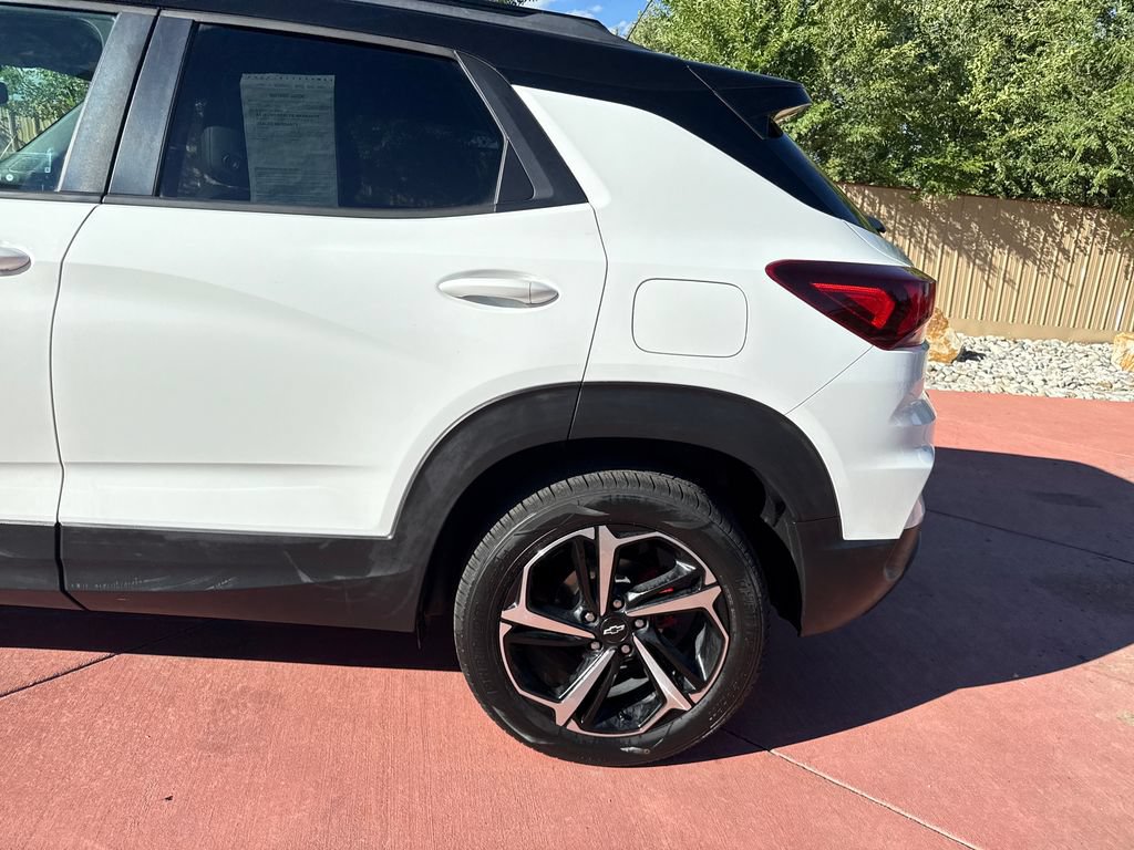 Used 2021 Chevrolet TrailBlazer RS w/ Technology Package AWD/4WD image 36