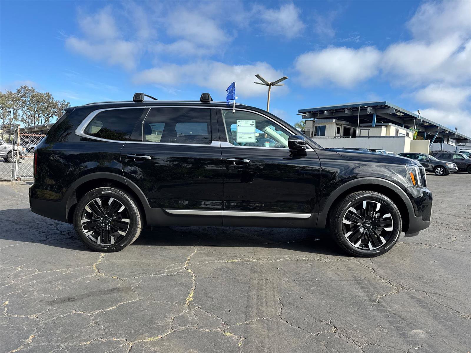 Used 2023 Kia Telluride SX AWD/4WD image 7