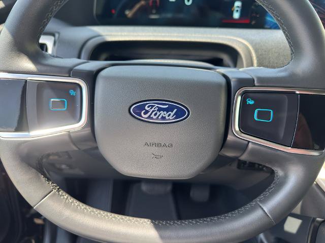 Certified 2025 Ford Expedition Active AWD/4WD image 12
