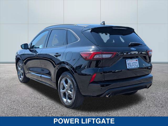 Certified 2023 Ford Escape ST-Line w/ Equipment Group 301A FWD image 3