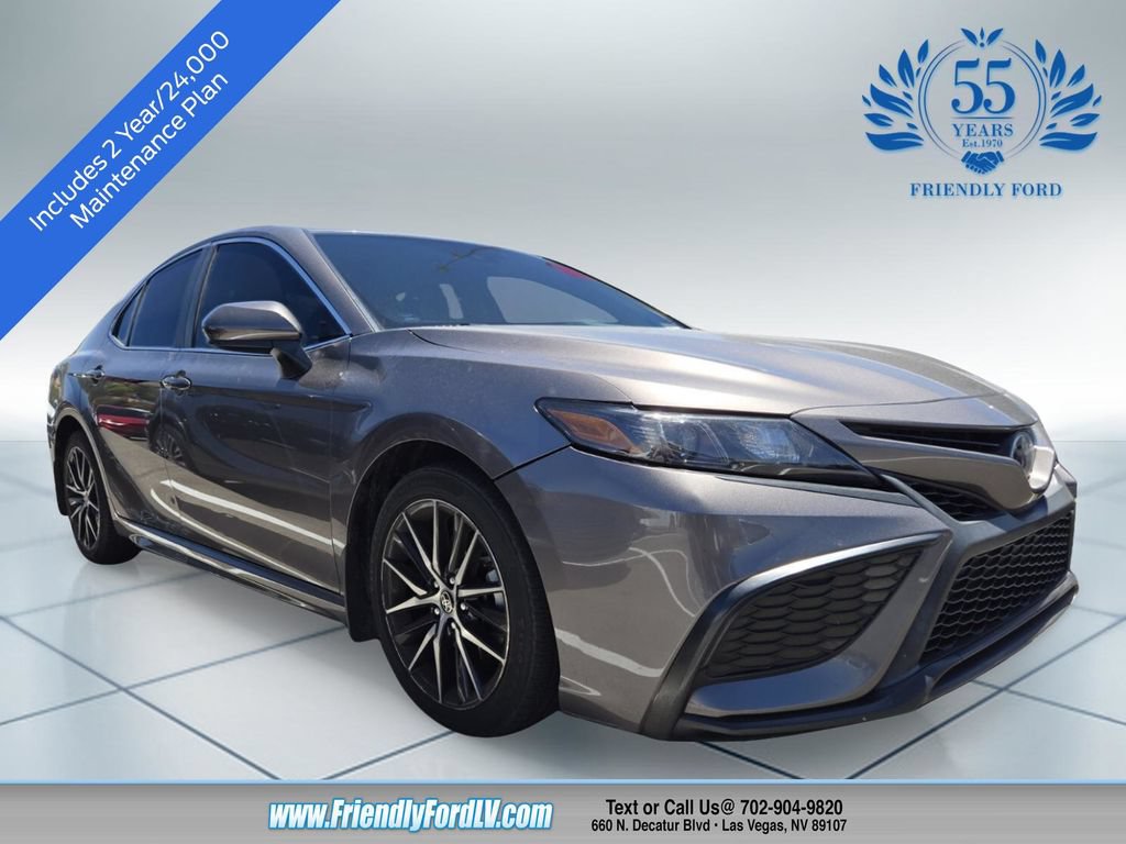 Used 2021 Toyota Camry SE w/ Carpet Mat Package (TMS)