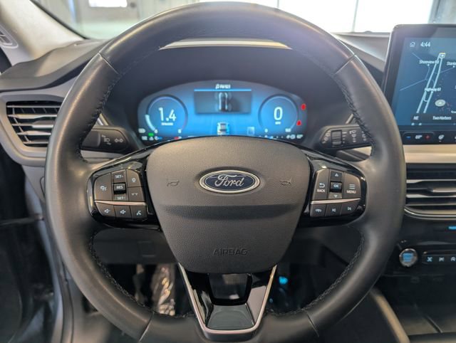 Certified 2024 Ford Escape Platinum AWD/4WD image 18