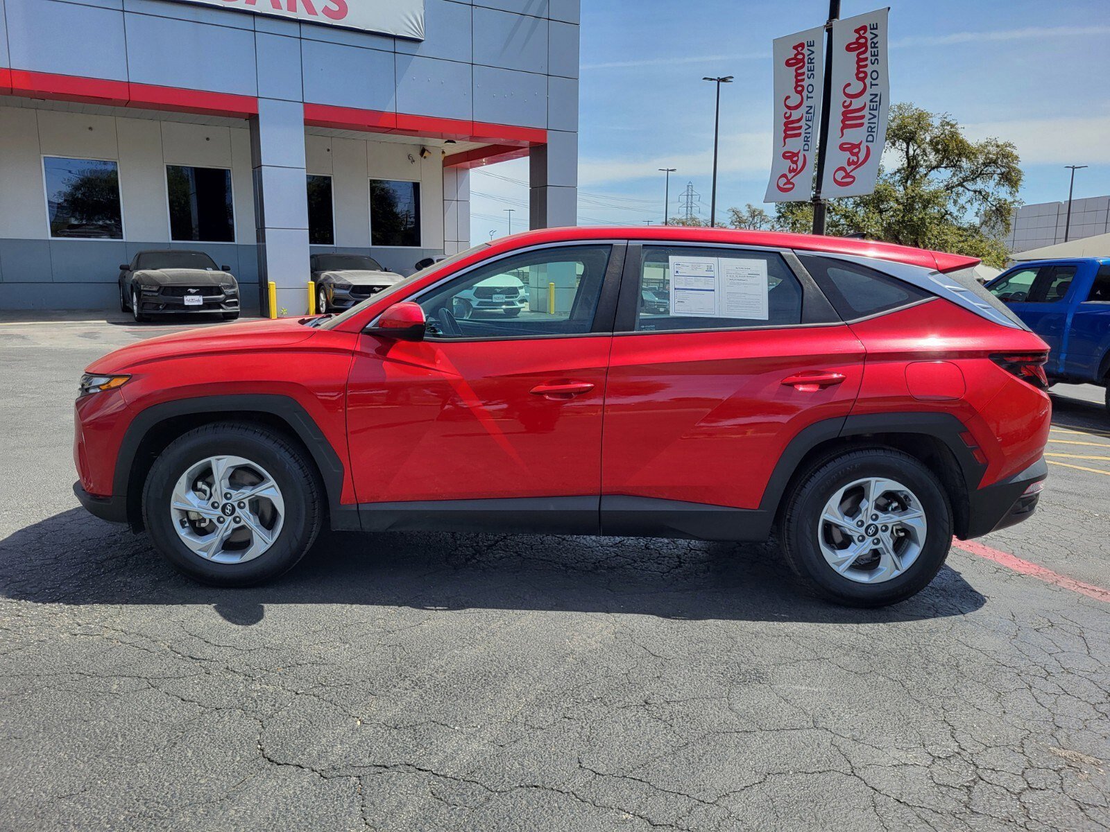 Used 2023 Hyundai Tucson SE image 6