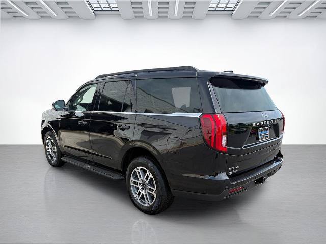 Certified 2025 Ford Expedition Active AWD/4WD image 6