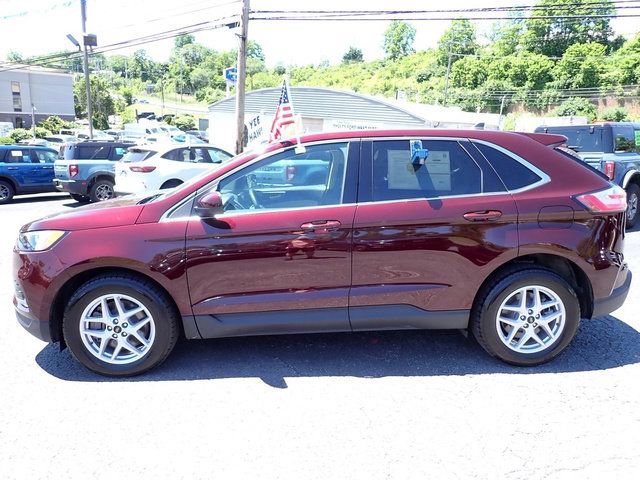 Certified 2024 Ford Edge SEL w/ Convenience Package AWD/4WD image 2