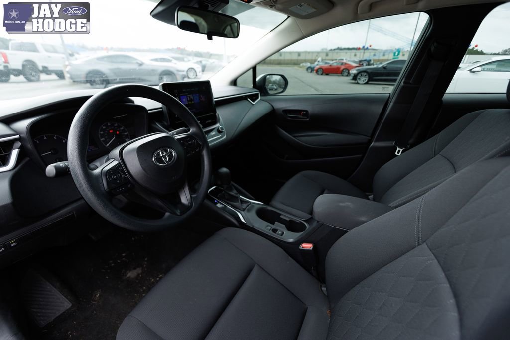 Used 2024 Toyota Corolla LE image 23