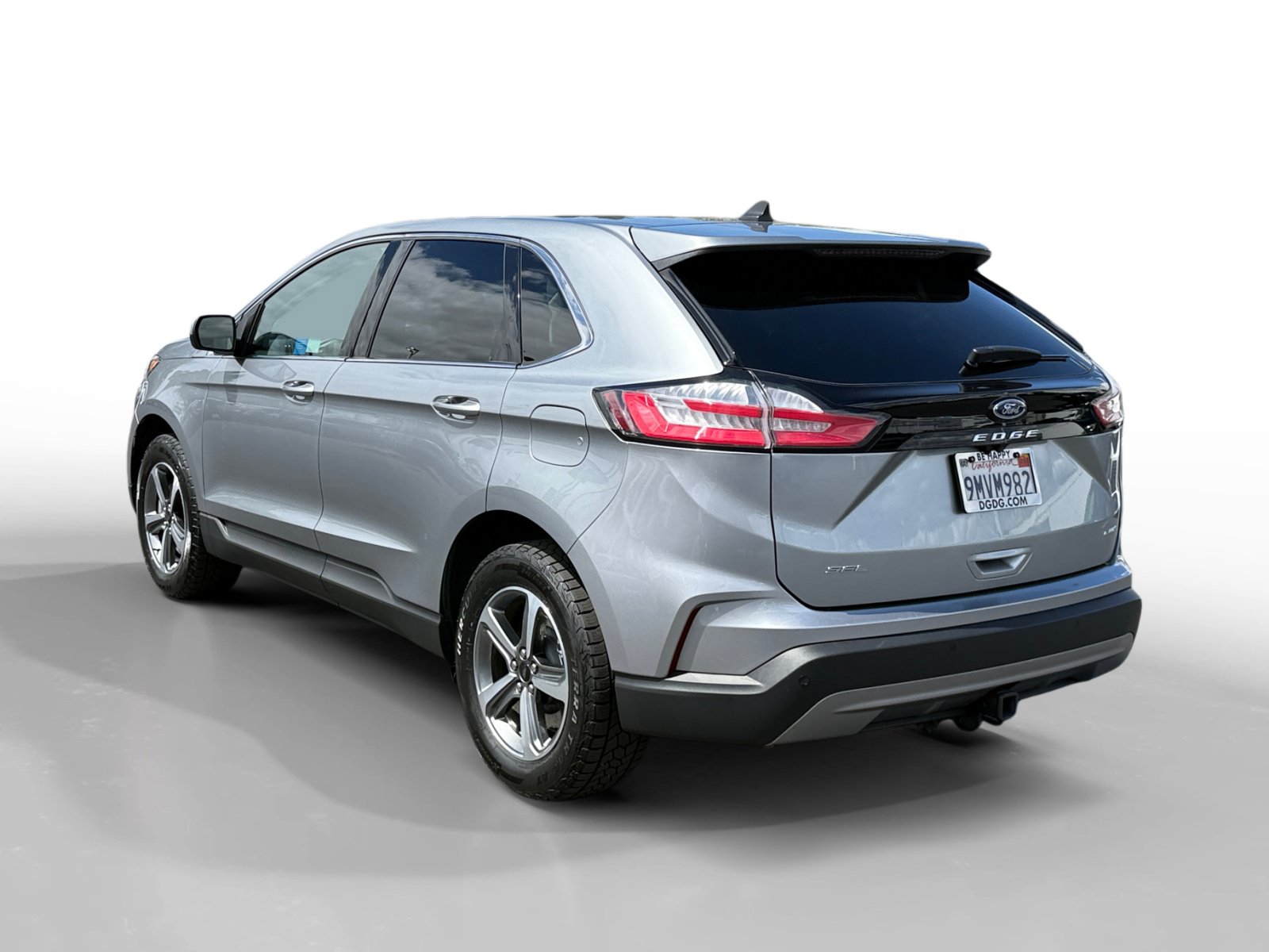 Certified 2024 Ford Edge SEL w/ Convenience Package AWD/4WD image 3