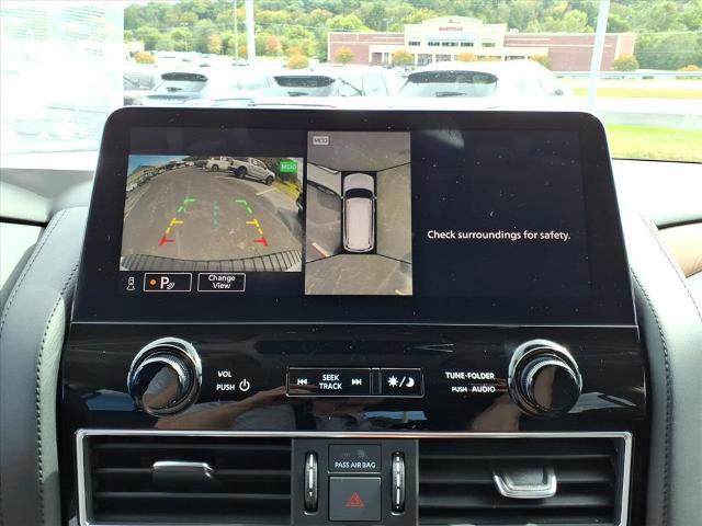 Used 2024 Nissan Armada SL w/ Captain's Chairs Package image 15